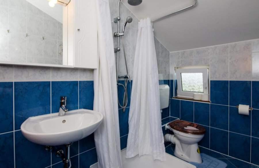 Seperac Apartment Crikvenica Bilik gambar